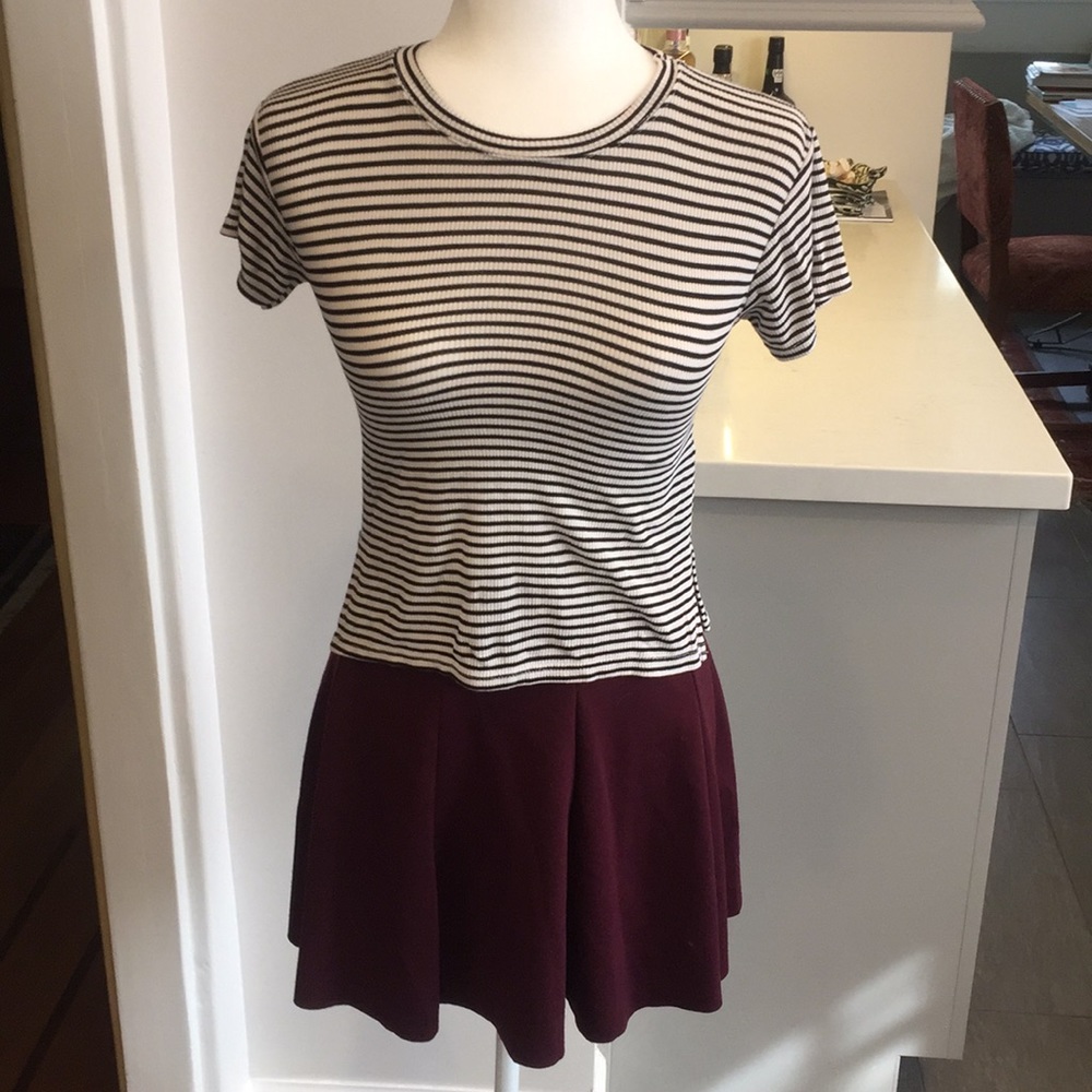 Brandy Melville burgundy mini flare skirt